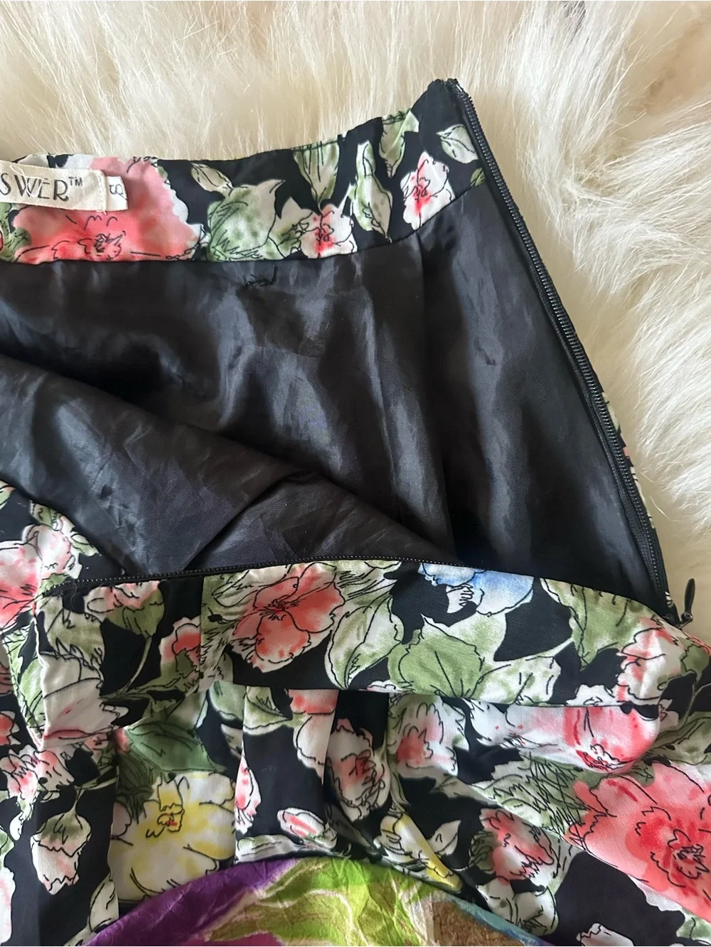 YesStyle Mini Skirt - Picture 5 of 6